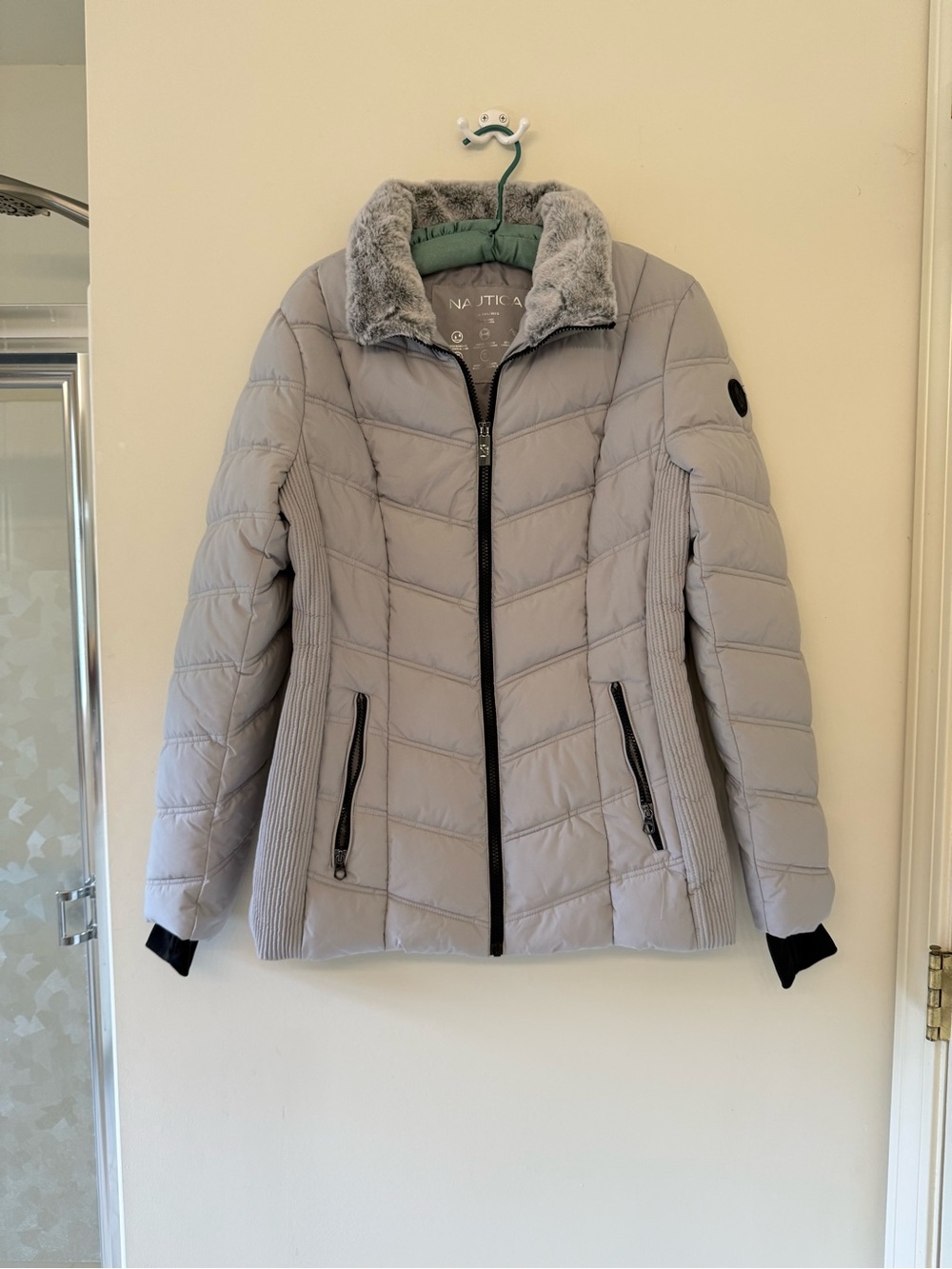 Nautica Light Gray Quilted Puffer Jacket with Faux Fur Collar